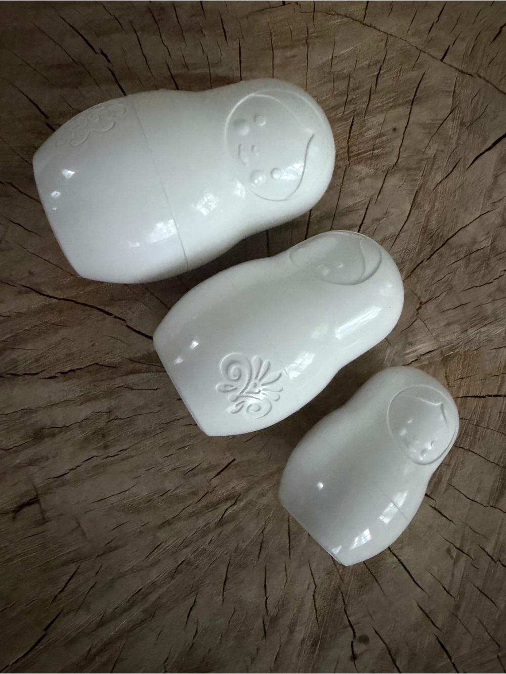 Fred White Matryoshka Nesting measuring cups